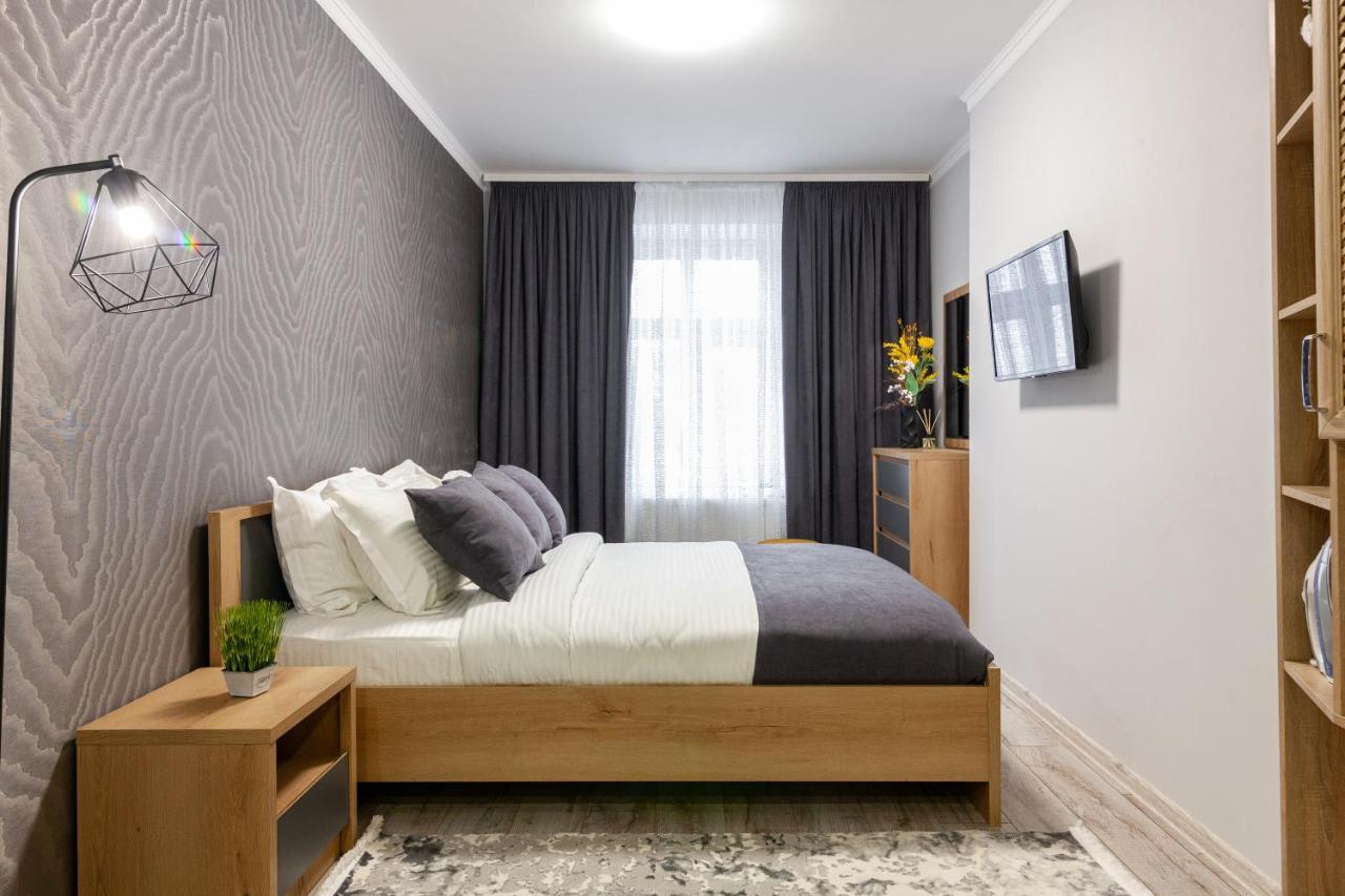 Alfa Apartments Kniazia Leva 2 Lviv Exterior photo